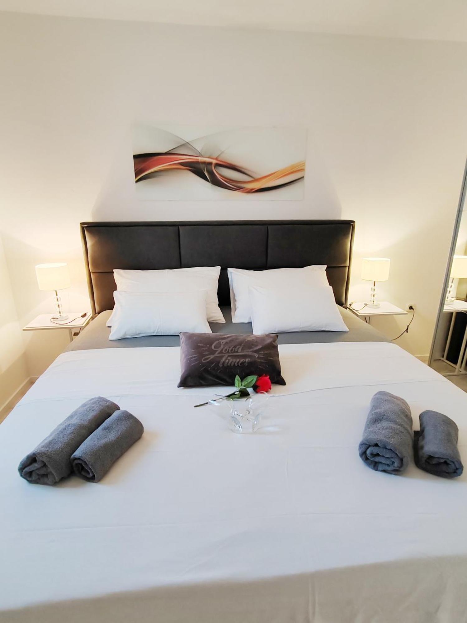 Apartment Toni With Private Parking Zadar Dış mekan fotoğraf