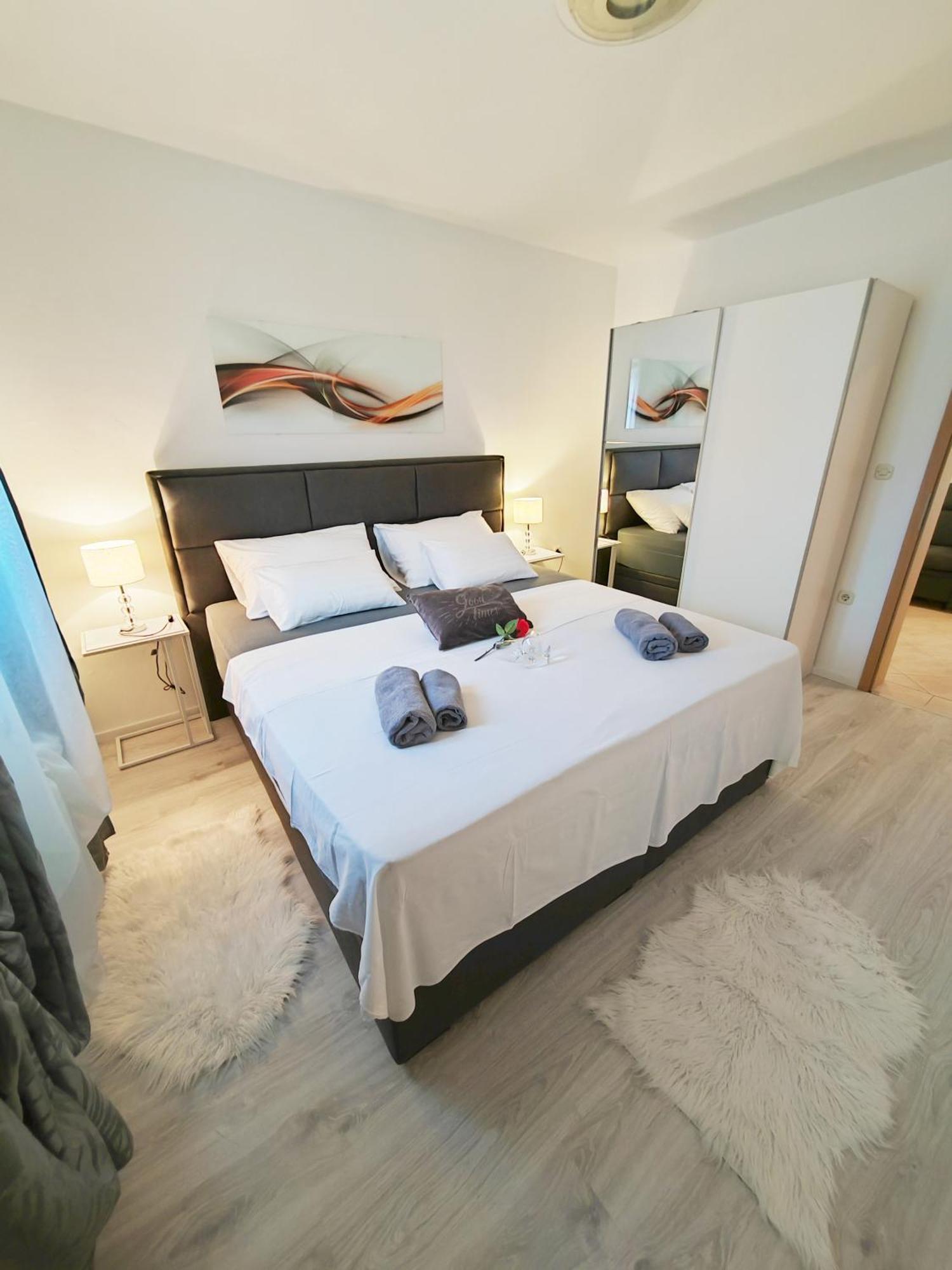 Apartment Toni With Private Parking Zadar Dış mekan fotoğraf